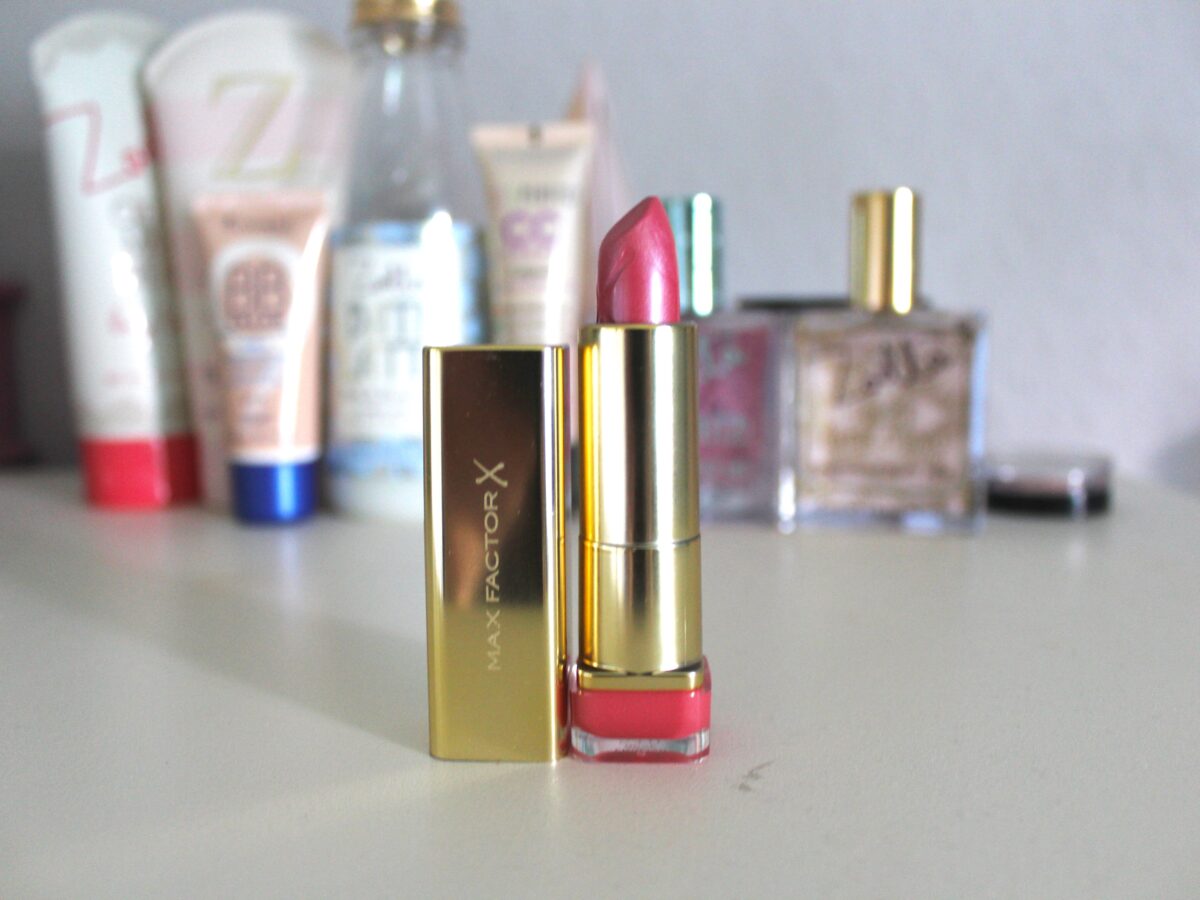 A photo of Max Factor lipstick in the shade English Rose