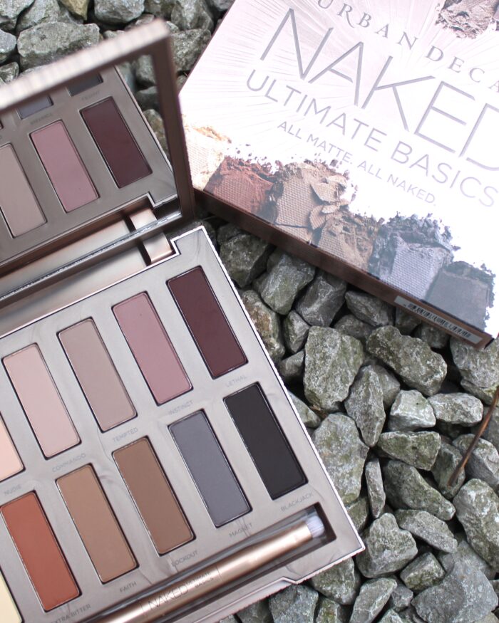 A photo of the Urban Decay naked ultimate basics palette