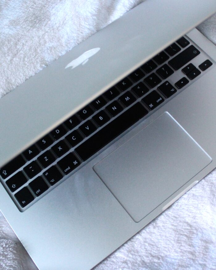 A photo of my macbook