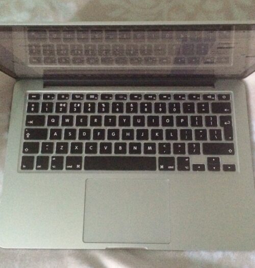 A photo of my macbook