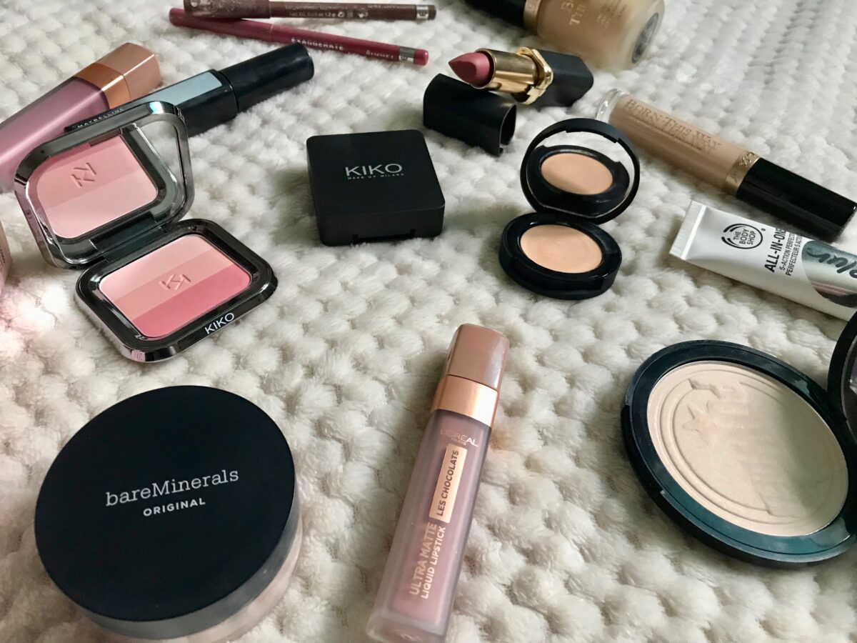 Miscellaneous makeup products