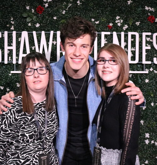 A photo of Shawn Mendes, Elin and Holly, Shawn is in the middle with his arms around both of us